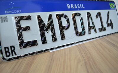Veículos transferidos para o mesmo município não precisam de placa Mercosul, diz Denatran